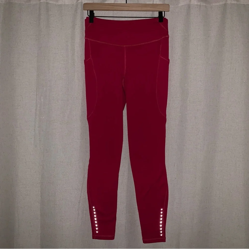 Lululemon’s Fast and Free Thermal 5 Pocket Tight Fuscia Berry Color 27” 6 - Picture 3 of 11